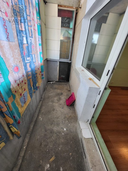 APARTAMENT 4 CAMERE-RAHOVA-DUMBRAVA NOUA-BARCA-2 BALCOANE-2 BAI