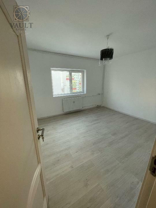 APARTAMENT 2 CAMERE-DRUMUL SARII-LICEUL ION BARBU-ALEEA BOTORANI