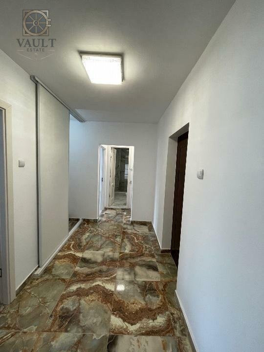 APARTAMENT 2 CAMERE-DRUMUL SARII-LICEUL ION BARBU-ALEEA BOTORANI