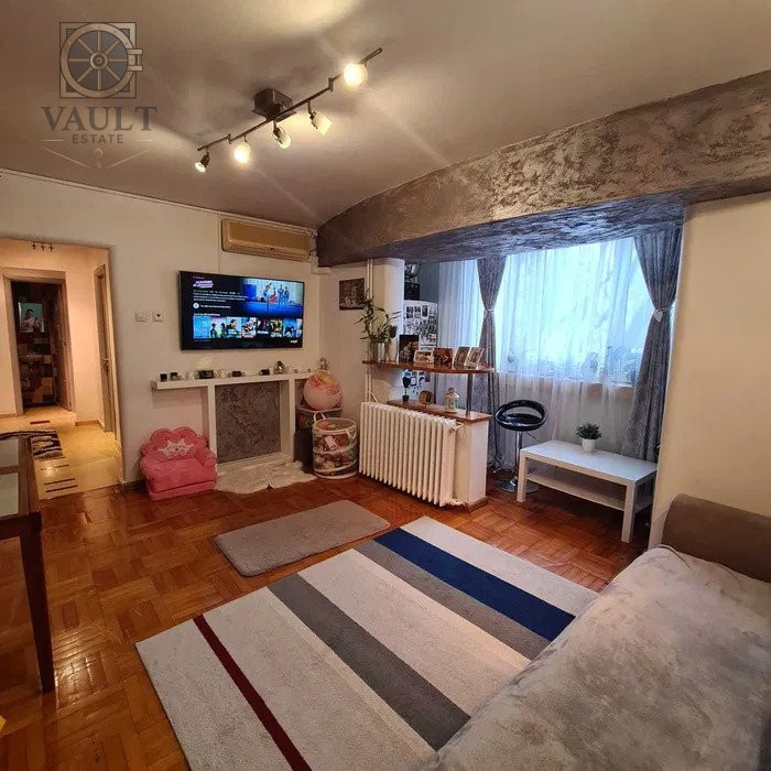Apartament 4 camere-etaj 1/4- metrou Constantin Brancoveanu 