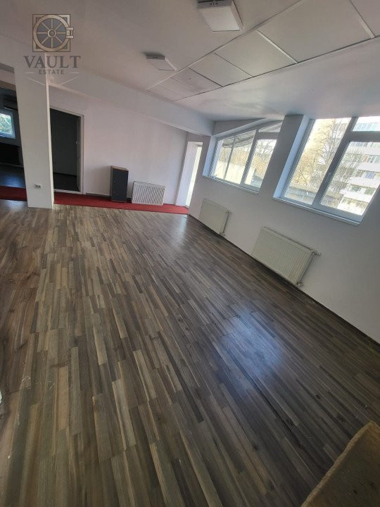 SPATIU COMERCIAL-SPATIU BIROURI-BERCENI-GRAND ARENA-330MP