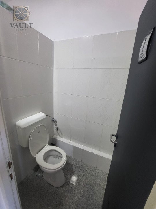 SPATIU COMERCIAL-SPATIU BIROURI-BERCENI-GRAND ARENA-330MP