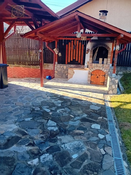 CASA DE VACANTA-COMUNA COLIBASI-DAMBOVITA