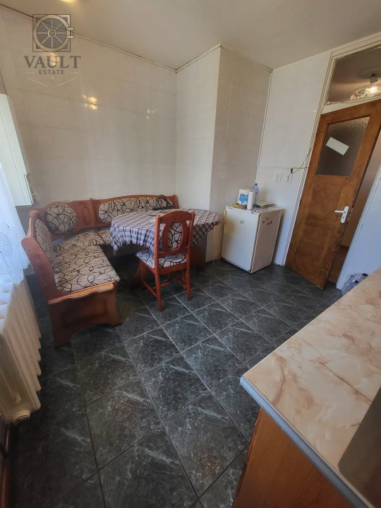 APARTAMENT 3 CAMERE-DRUMUL SARII-13 SEPTEMBRIE-CENTRALA-HOL H-2 BAI