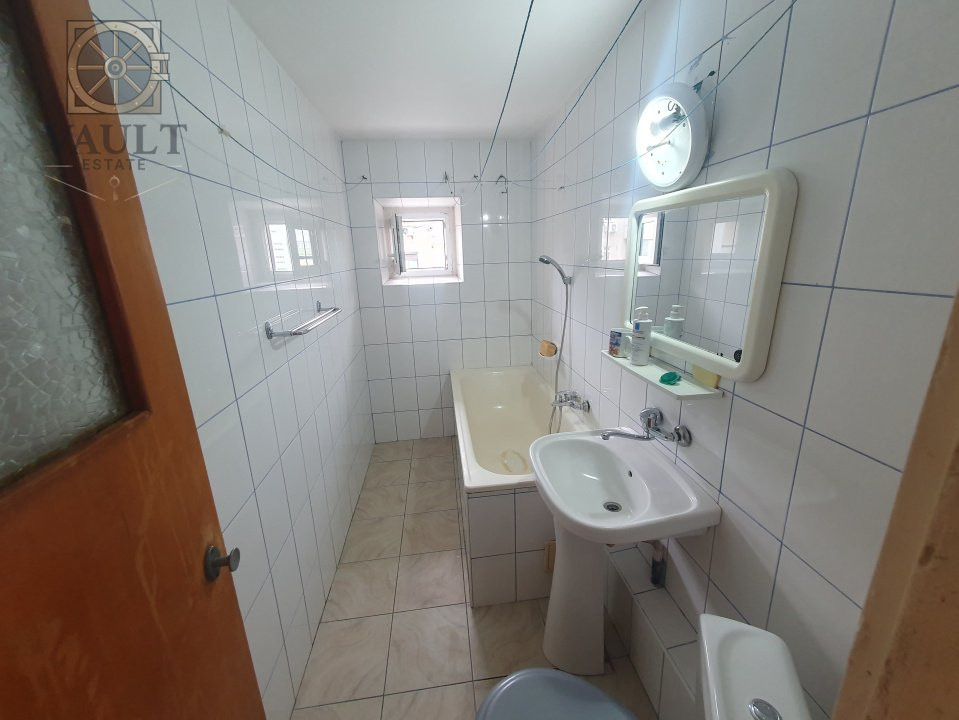 APARTAMENT 3 CAMERE-PANDURI-ION URDAREANU-BLOC REABILITAT-HOL H-2 BAI