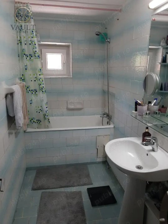 APARTAMENT 3 CAMERE-13 SEPTEMBRIE-SEBASTIAN-HOL H-2 BAI