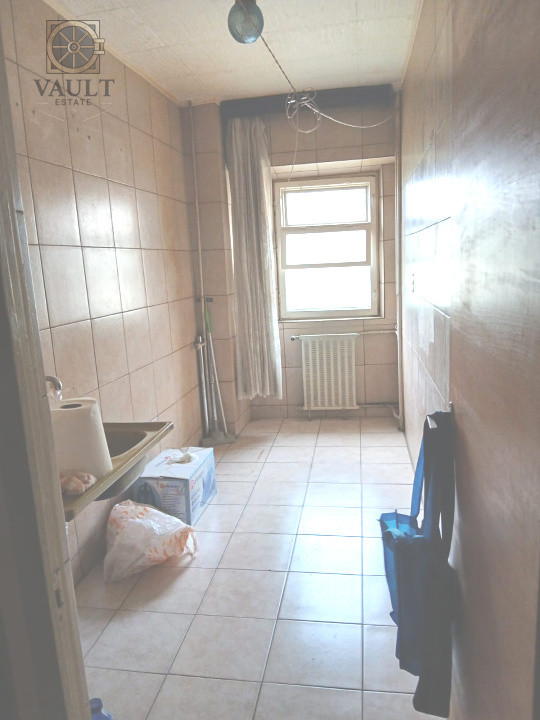 GARSONIERA  40 MP  - VITAN in apropiere  de  MALL VITAN 