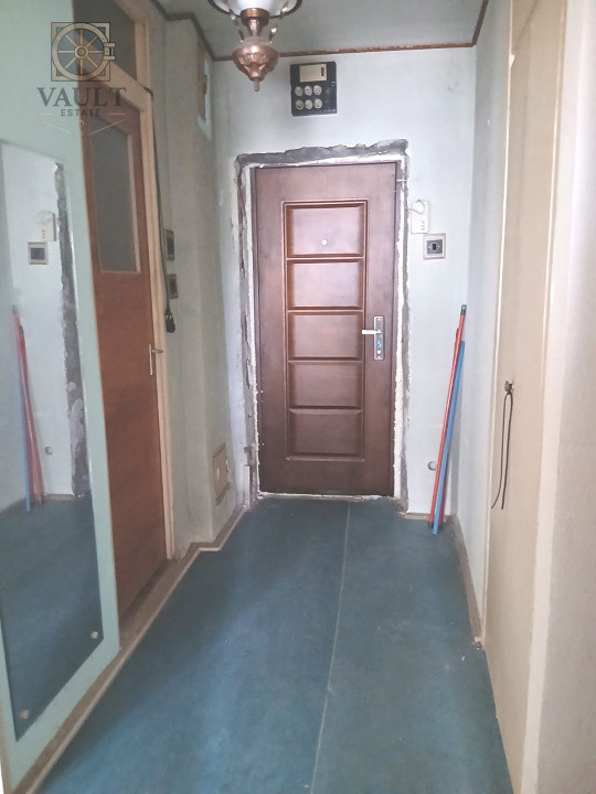 GARSONIERA  40 MP  - VITAN in apropiere  de  MALL VITAN 