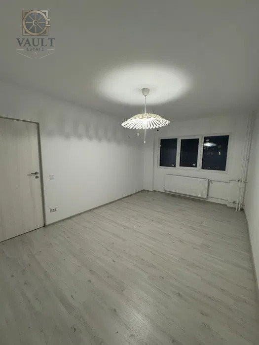 Apartament 3 camere Pantelimon-Parcul Florilor