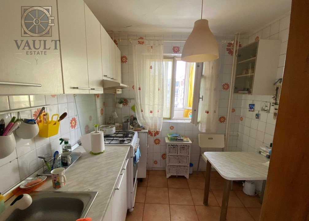 Apartament 3 camere Tei