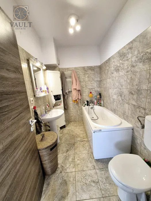 Apartament 3 camere Strada Postalionului-Berceni