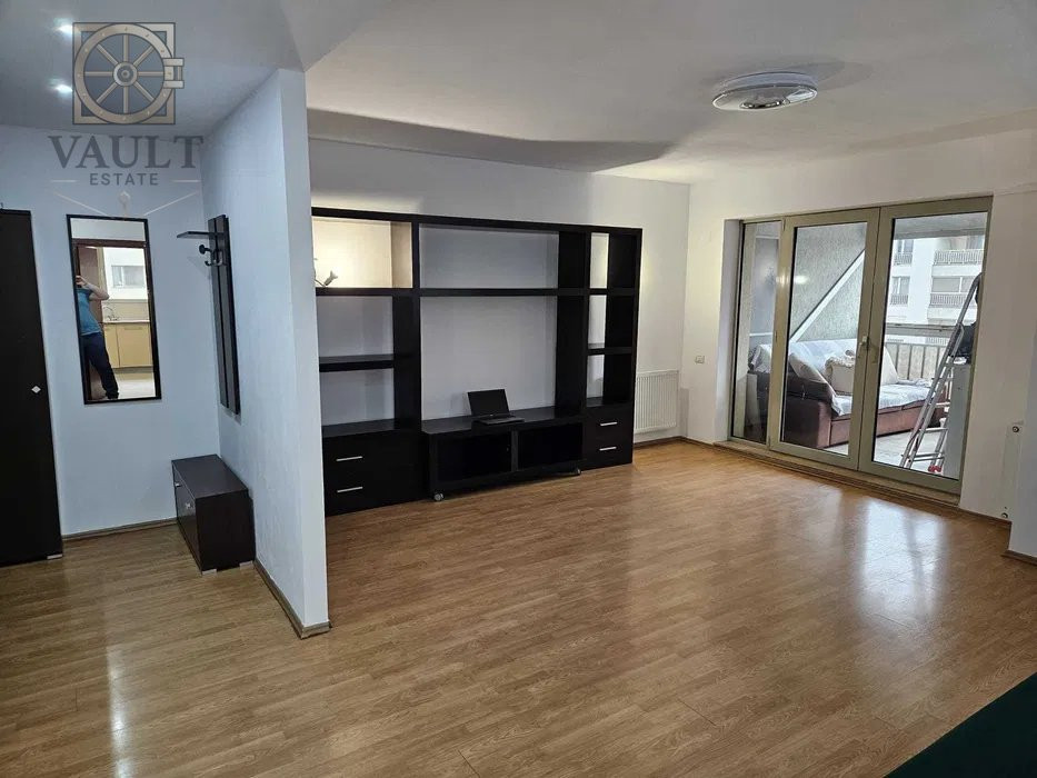 APARTAMENT 3 CAMERE / 2 BAI / 2 BALCOANE/ MILITARI