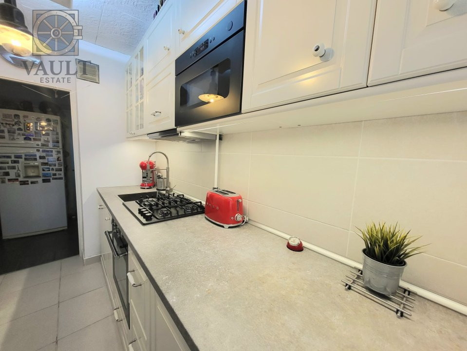 Apartament 3 camere - zona Drumul Taberei