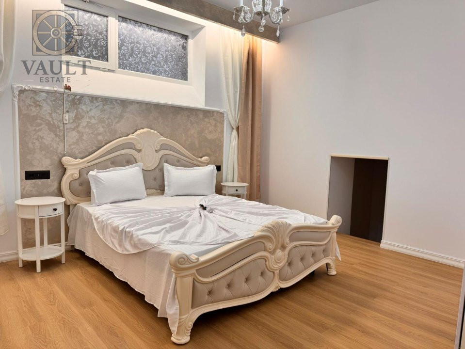 Apartament 3 camere / Tip Vila /  In apropiere de Metrou Universitate