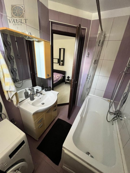 Apartament 2 camere - Semidecomandat / Langa Metrou Romana