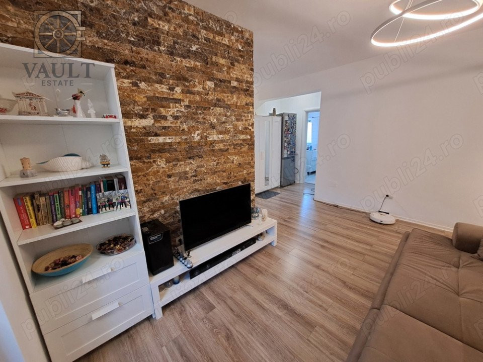 Apartament 3 camere - zona Militari, Roșu