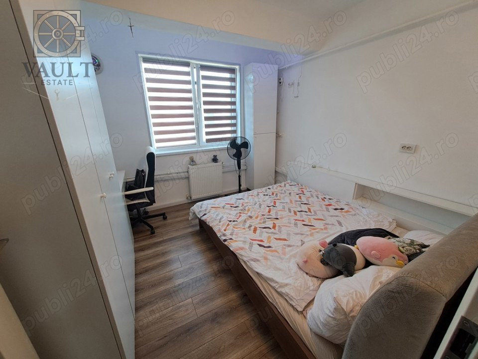 Apartament 3 camere - zona Militari, Roșu
