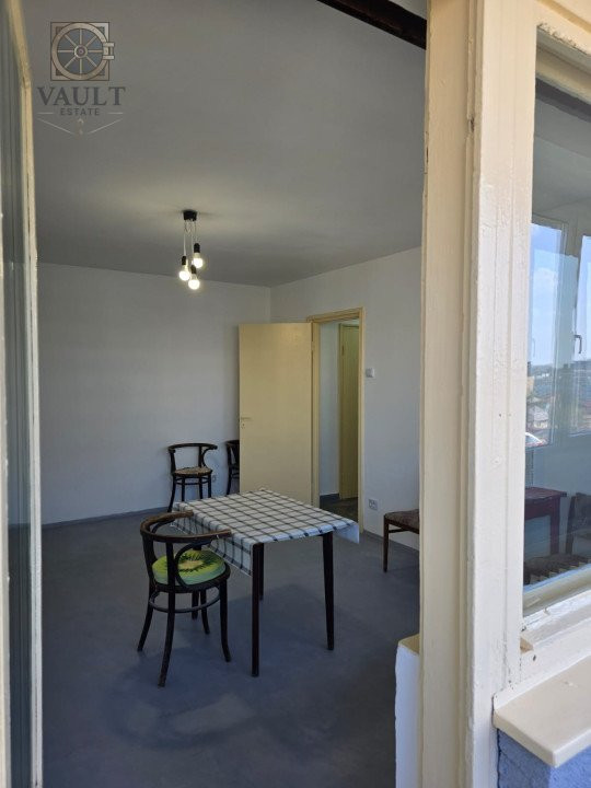 Apartament 3 camere - zona Drumul Taberei