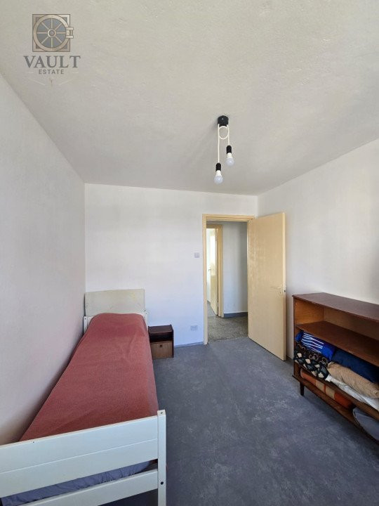 Apartament 3 camere - zona Drumul Taberei