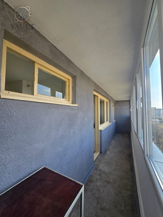 Apartament 3 camere - zona Drumul Taberei