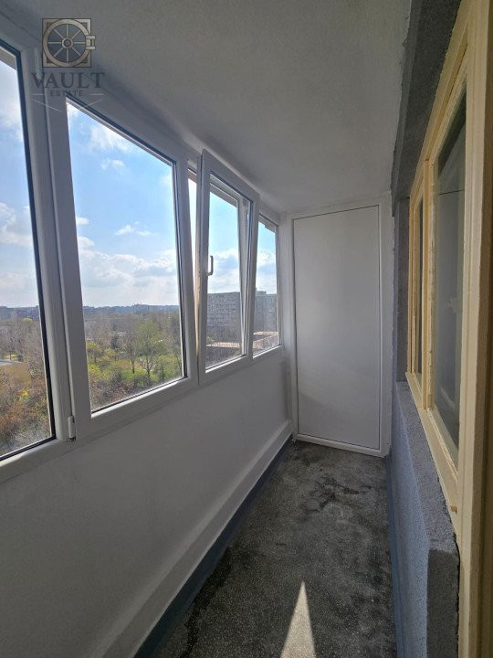 Apartament 3 camere - zona Drumul Taberei