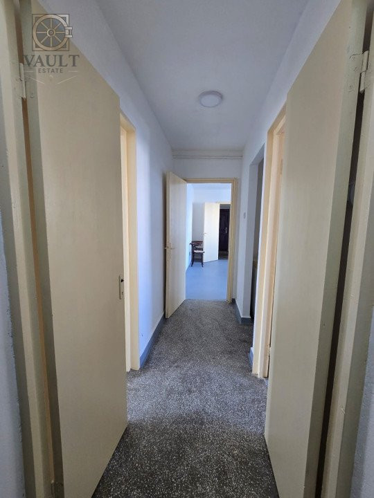 Apartament 3 camere - zona Drumul Taberei