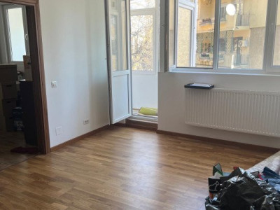 Apartament 2 camere - zona Gravita