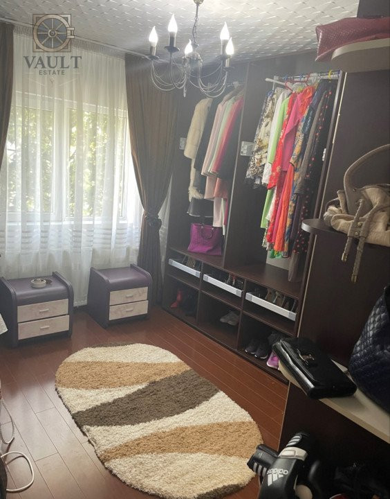 Apartament 4 camere renovat zona Gorjului 