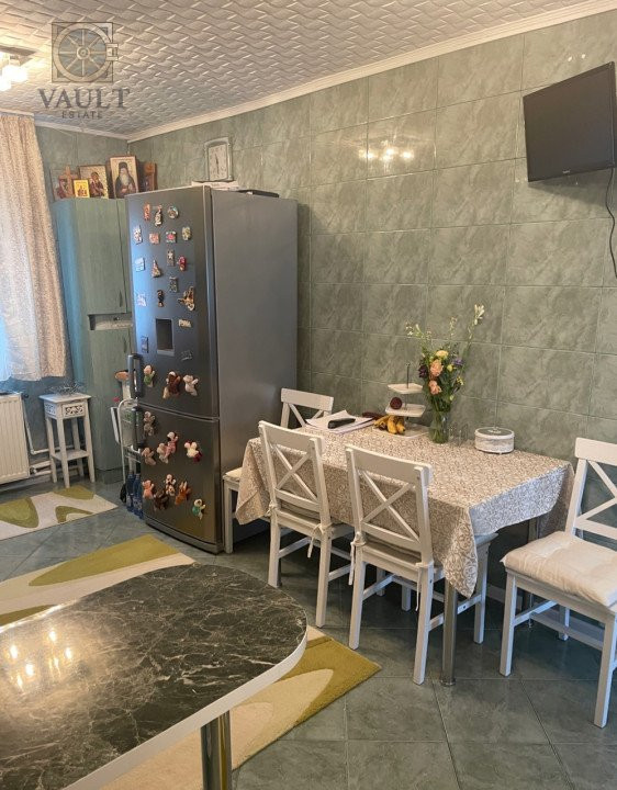 Apartament 4 camere renovat zona Gorjului 