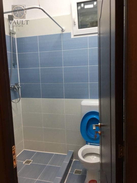 Teren 570 mp + constructie  locuibila + hala zona Giulesti /Podul Grant