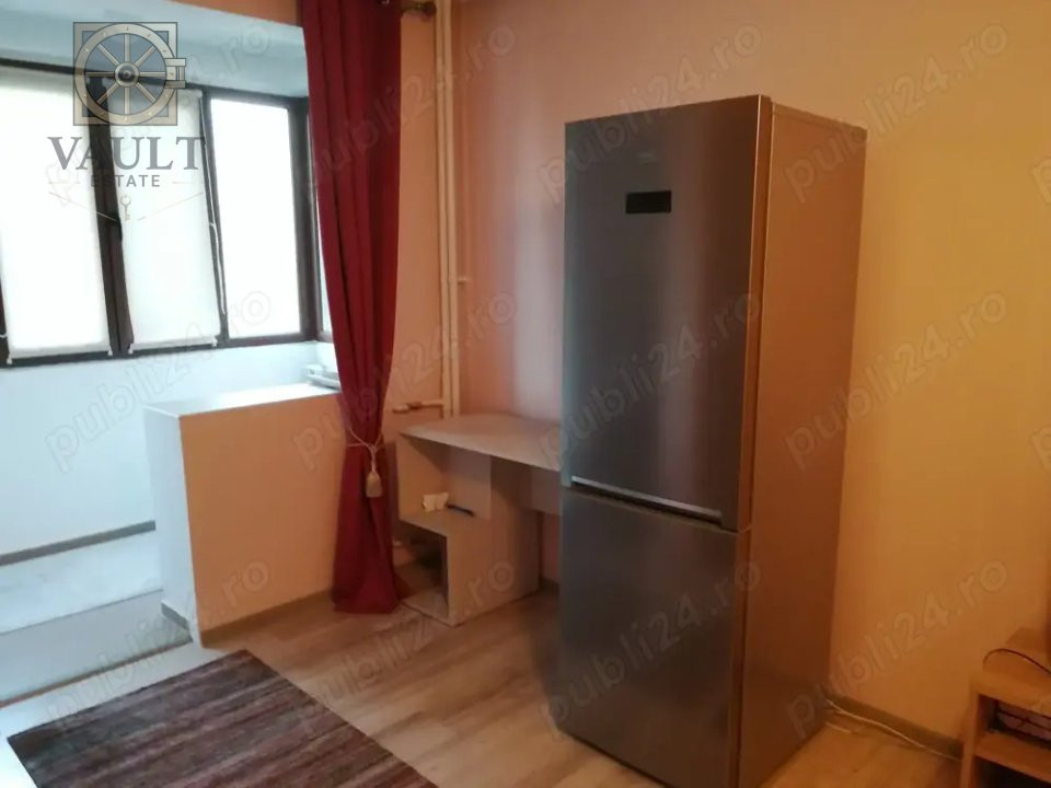 Garsoniera ULTRAFINISATA - 3 minute Costin Georgian Metrou - etaj 3 