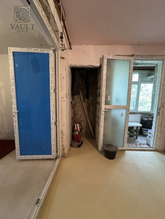 Apartament 3 Camere - Centrala Proprie - Tei