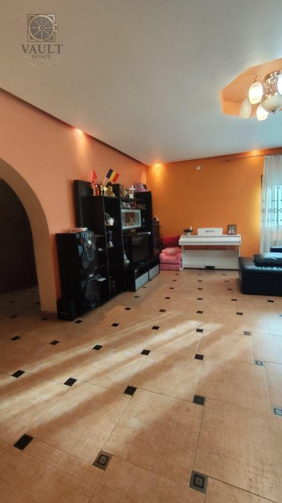 Vila cartier rezidential 8 Camere  - FUNDENI - Campus scolar - 