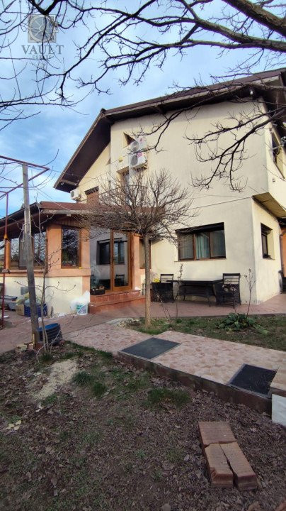 Vila cartier rezidential 8 Camere  - FUNDENI - Campus scolar - 