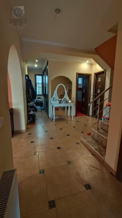 Vila cartier rezidential 8 Camere  - FUNDENI - Campus scolar - 