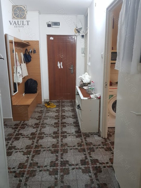 Apartament  4 camere - Ozana - 1 DECEMBRIE 1918 - etaj 1/4 -