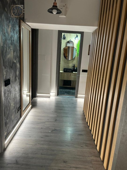 Apartament 2 camere - Decomandat - Delfinului