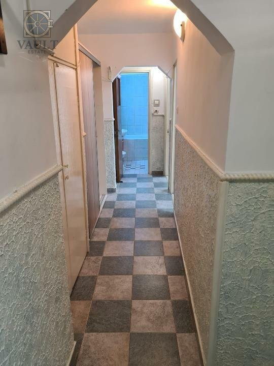 Apartament 3 camere - Piata Minis TITAN - Decomandat 1978 An