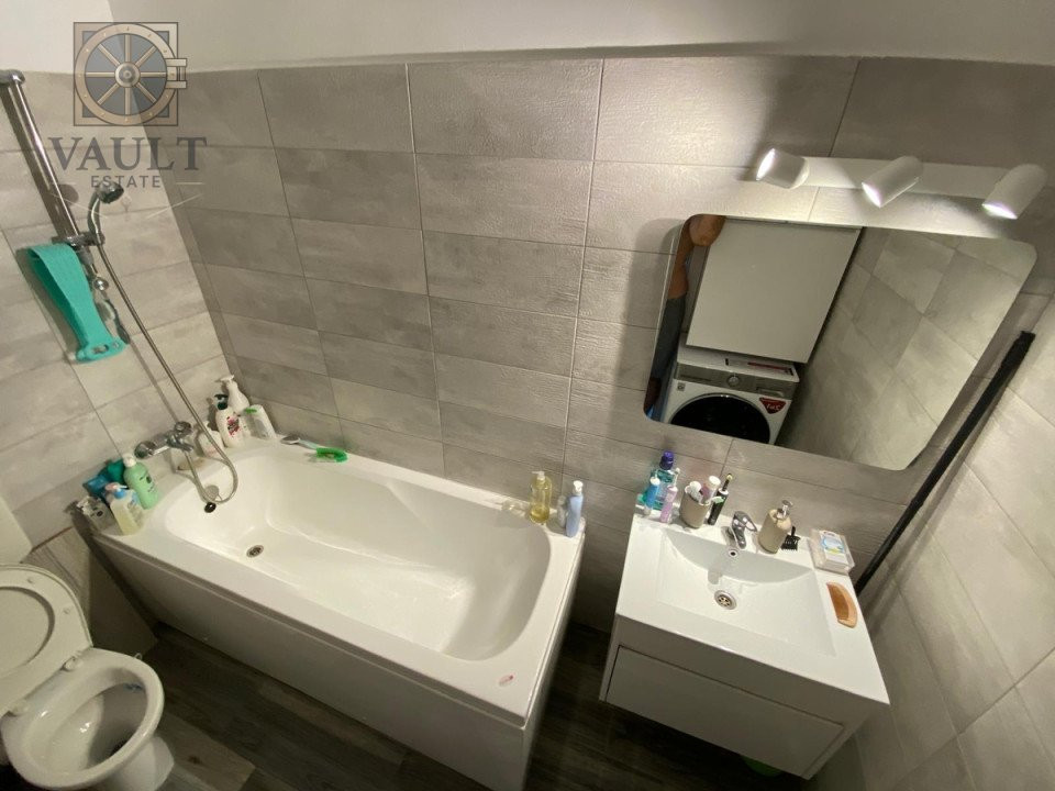 Apartament 3 camere -Centrala Proprie -Salajan