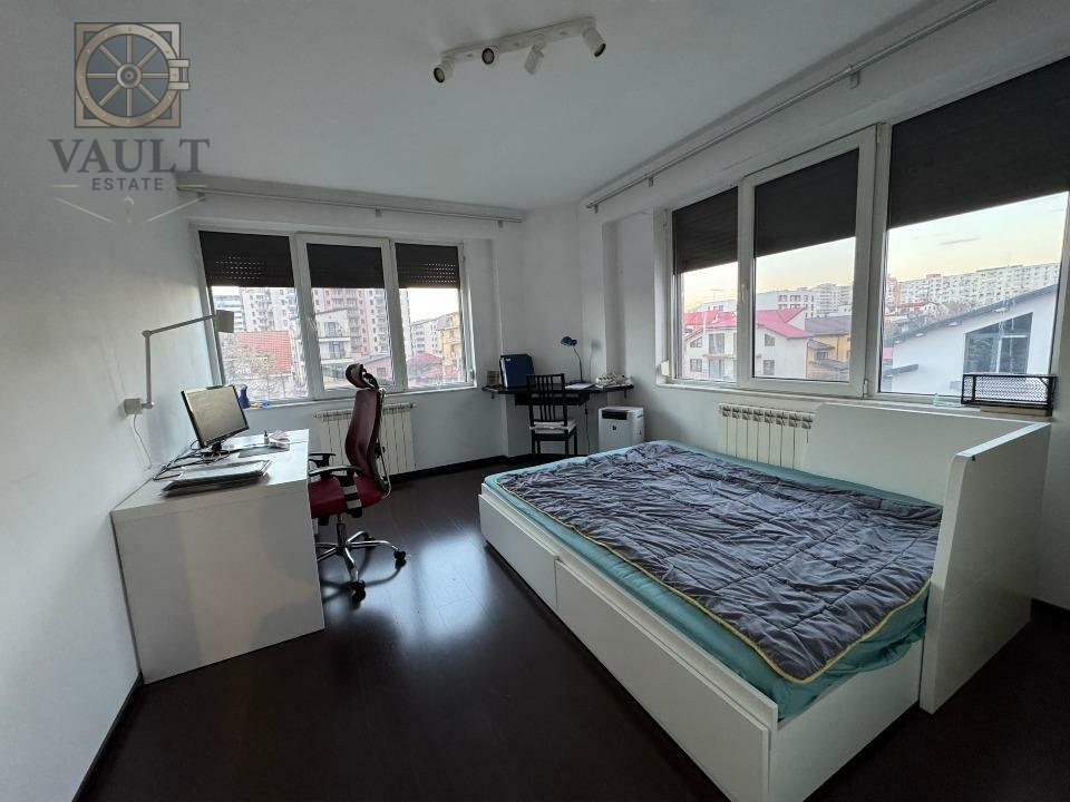 Apartament 3 camere, zona Vitan-Mihai Bravu