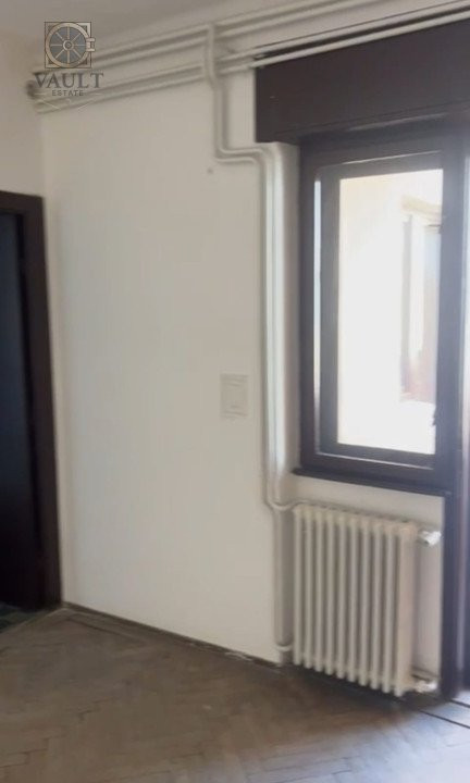 Apartament 4 camere 136mp Piata Ion Mihalache-Banu Manta