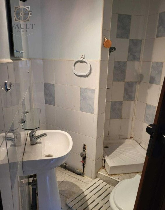 Garsoniera Etaj 1 - Centrala proprie - Stefan cel Mare
