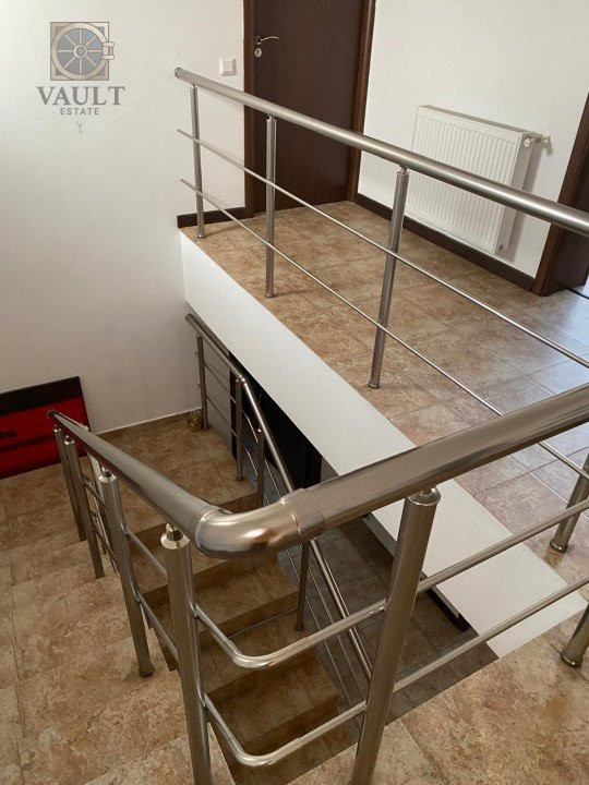 Vila individuala -Garaj -Teren 533 mp-Domnesti