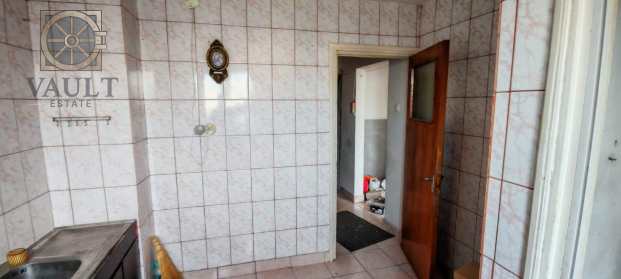 Apartament 2 Camere Decomandat - Titan 1 Decembrie 1918 