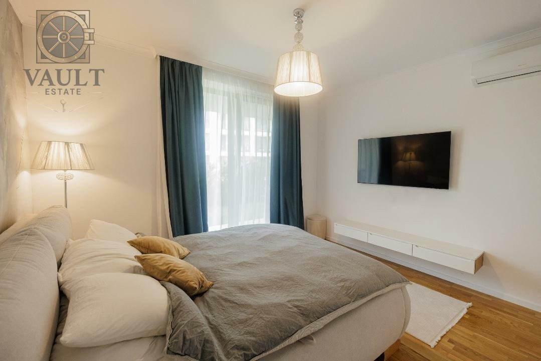 Apartament 4 camere- Baneasa- Curte proprie- Mobilat/Utilat Ultramodern 