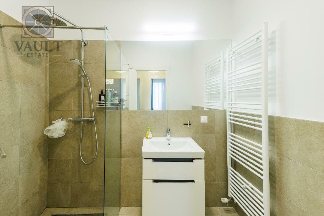 Apartament 4 camere- Baneasa- Curte proprie- Mobilat/Utilat Ultramodern 