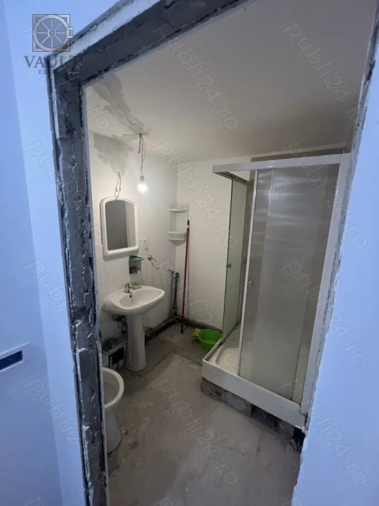 APARTAMENT 2 CAMERE- LUJERULUI - PARTIAL RENOVAT