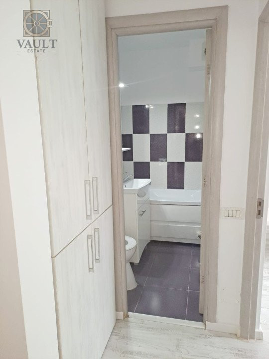 Apartament 2 camere - Semidecomandat 