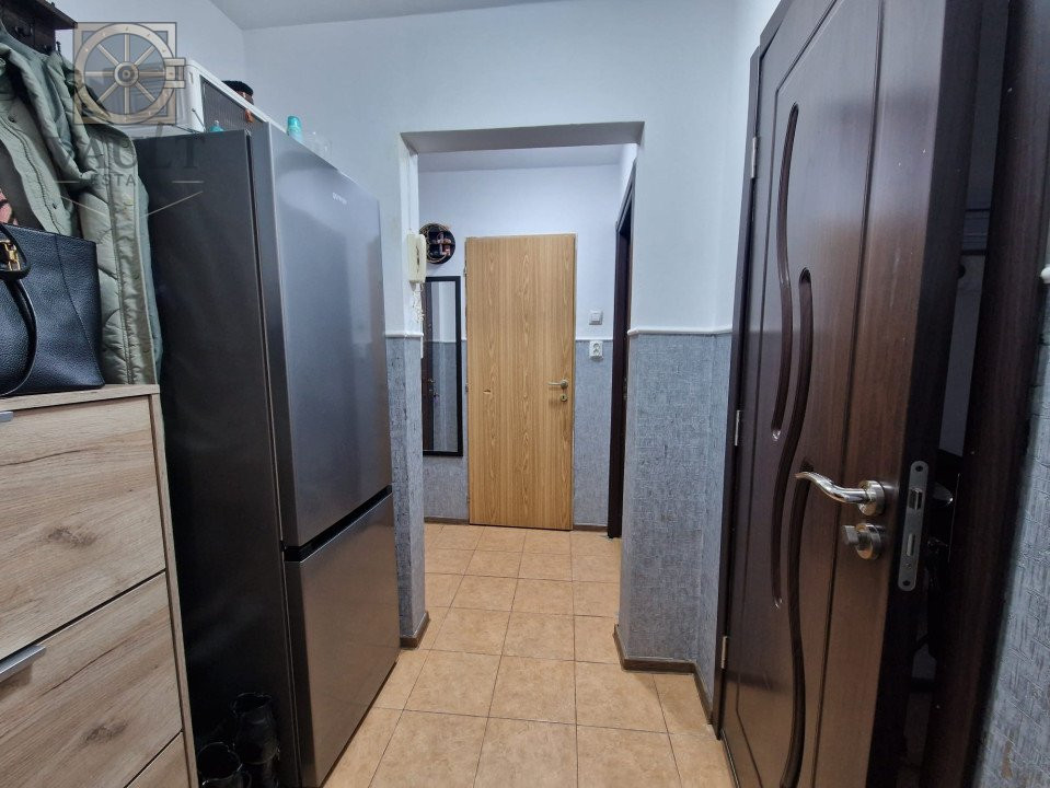 Apartament 2 camere decomandat Berceni-Reșița