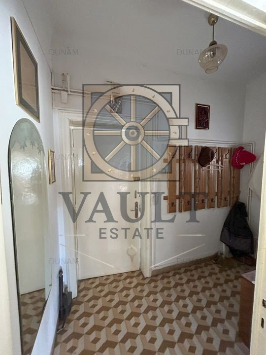 Apartament 3 Camere in Vila -Curte/Garaj  - Bulevardul Dacia